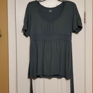 🌼A.n.a empire waist top